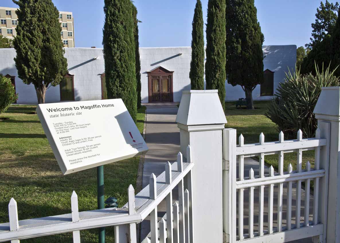 The Magoffin Home entrance and sign